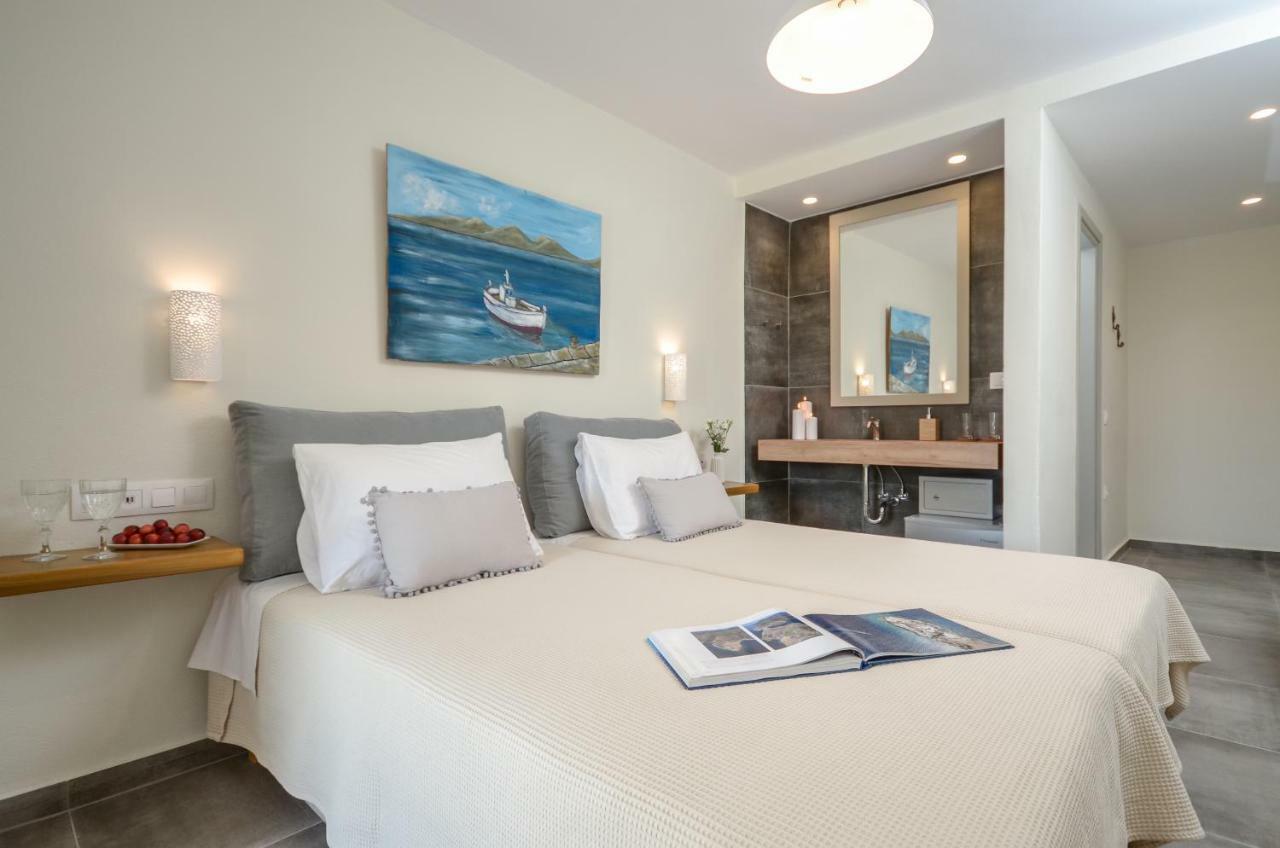 Elegant Double Room,1589432250:JPEG